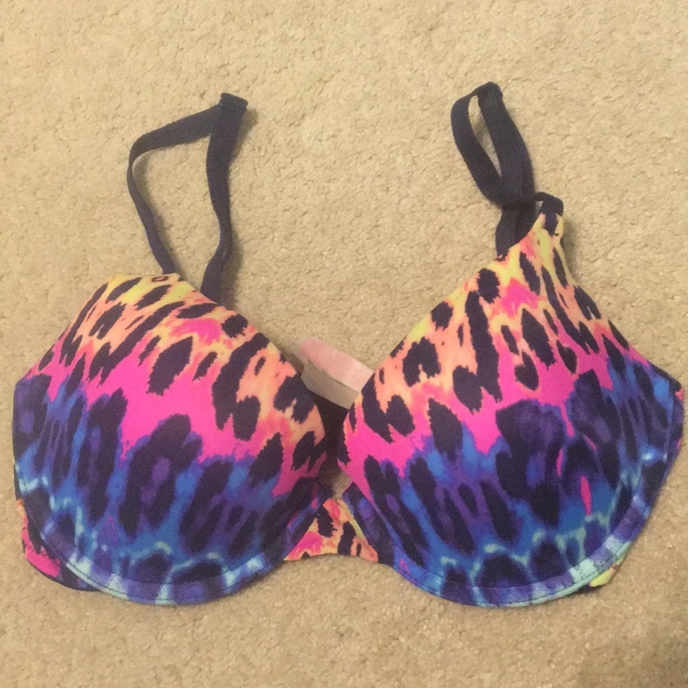 Tye-Dye VS Pink Bra size 32D